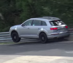 “فيديو” اودي اس كيو سفن 2016 الجديدة تصطدم بالجدار في حلبة نوربورغرينغ أثناء اختبارها