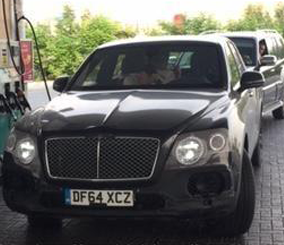 بنتلي بينتايجا 2016 الجديدة تظهر لأول مرة في مدينة دبي خلال اختبارها Bentley Bentayga