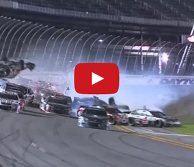 “بالفيديو” شاهد نجاة سائقين من حوادث مرعبة في حلبة سباقات ناسكار العالمي