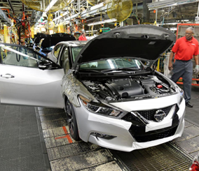 نيسان تفكر جدياً في صنع نسخ “نيسمو ماكسيما” بمميزات جديدة Nissan Maxima