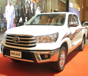 تدشين تويوتا هايلكس 2016 الجديد في السعودية “فيديو وصور ومواصفات واسعار وفئات” Toyota Hilux