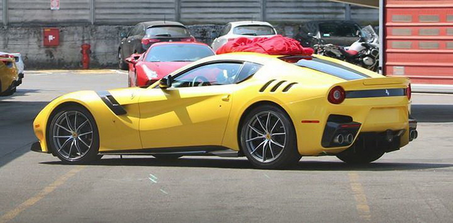  Ferrari-F12-GTO.jpg
