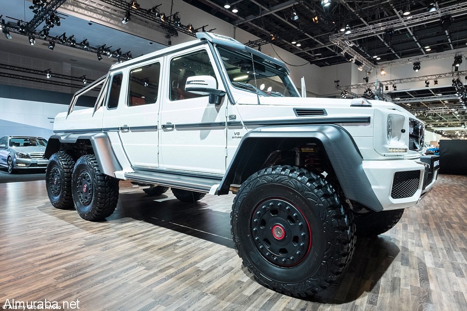 "بالصور" لاندروفر ديفندر سداسي العجلات يظهر لأول مرة لينافس مرسيدس 6X6 "تقرير ومواصفات وأسعار" Land Rover Defender A2-05