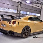"33 صورة" نيسان جي تي ار تظهر في دولة البحرين بتعديلات "الكربون والذهب" Nissan GT-R "33 صورة" نيسان جي تي ار تظهر في دولة البحرين بتعديلات "الكربون والذهب" Nissan GT-R 32