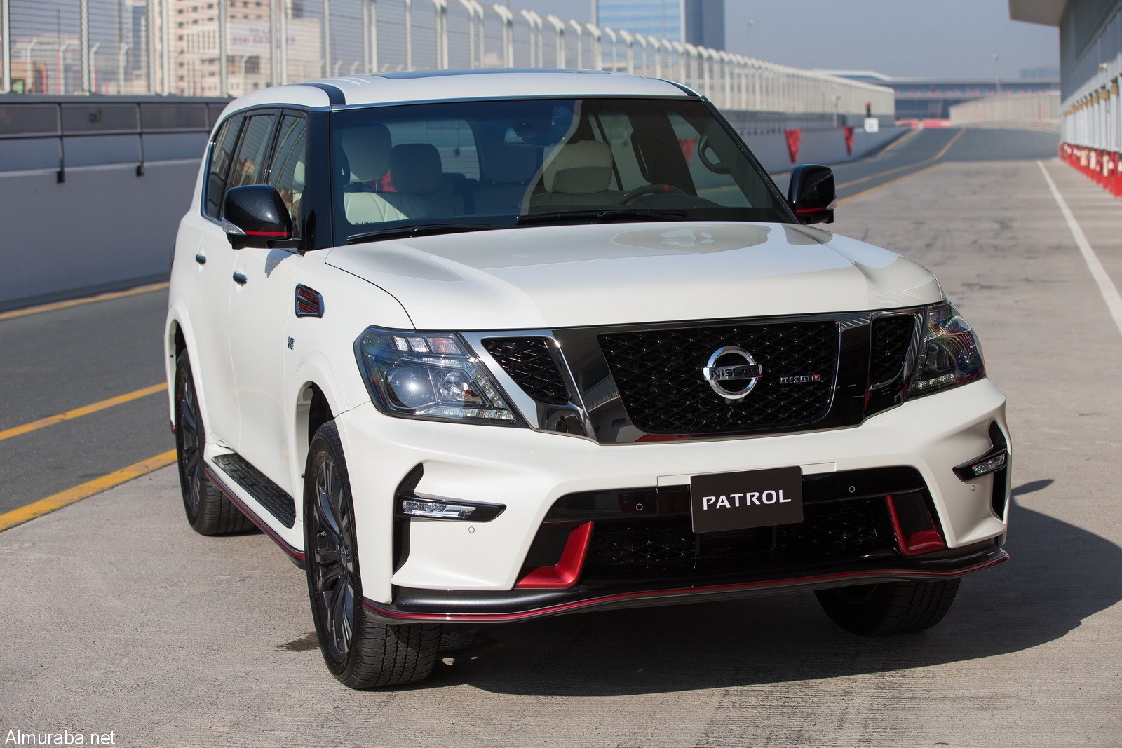"نيسان نيسمو" تطرح باترول وجي تي ار GT-R وZ370 لأول مرة في الخليج "تقرير وصور وفيديو ومواصفات ولقاءات مع المسؤولين" 1