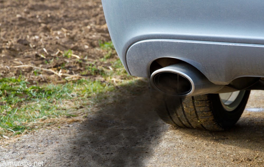 “شرح وتقرير” شاهد كيف تعرف ان سيارتك بها مشاكل من خلال لون دخان شكمان فقط