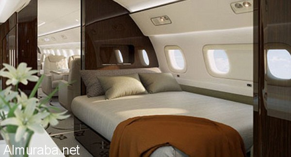 جولة-داخل-طائرة-العائلة-المالكة-في-بريطانيا-1