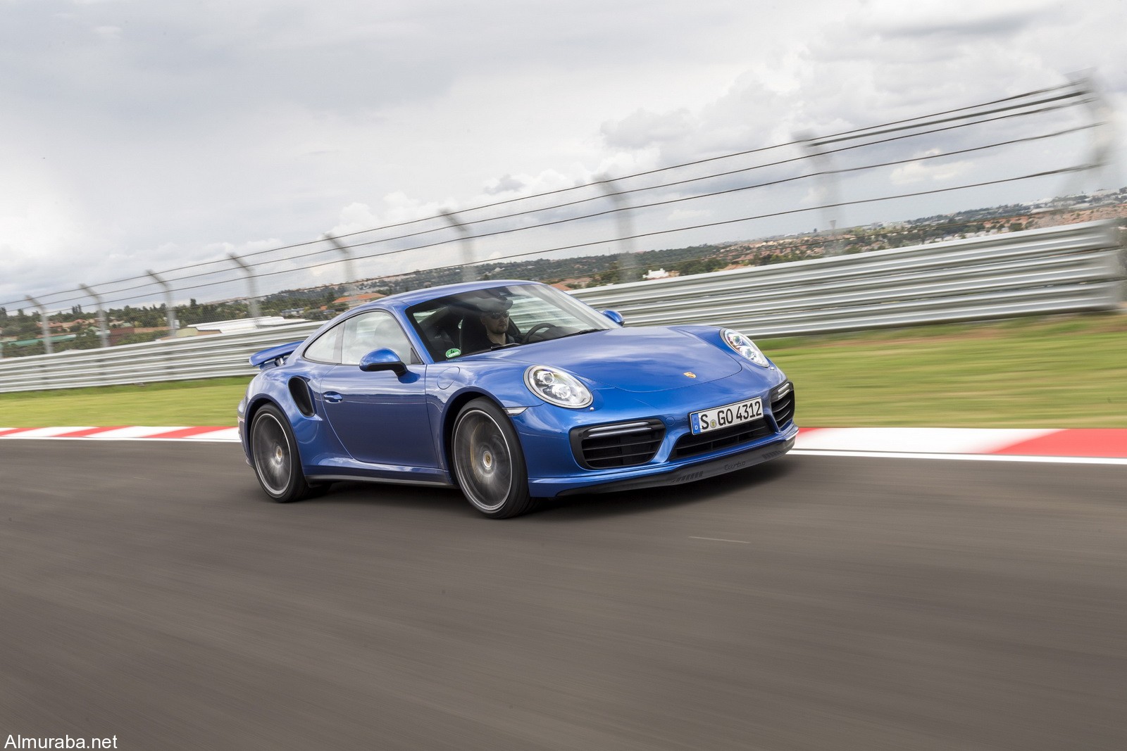 "بالصور" إطلاق بورش 911 تربو وتربو إس الجديدة Porsche 2017 "بالصور" إطلاق بورش 911 تربو وتربو إس الجديدة Porsche 2017 5