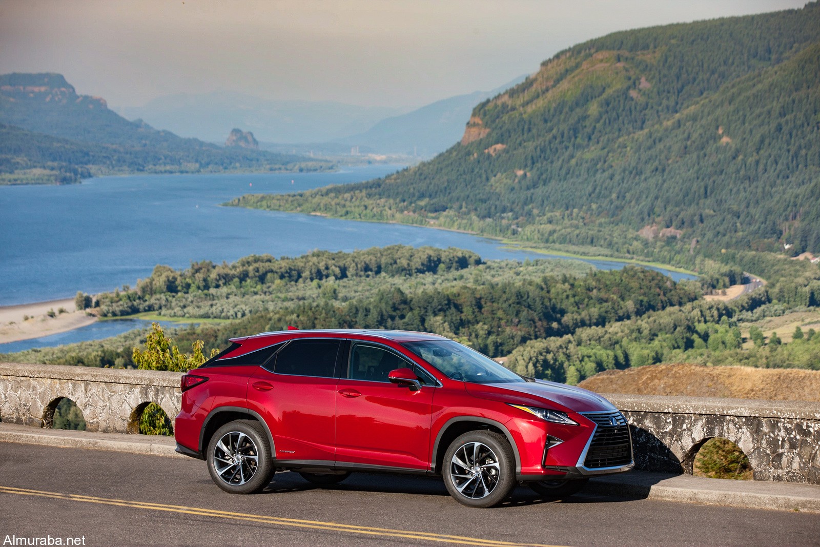 "لكزس" تستدعي 5 آلاف سيارة RX 2016 لخلل في الوسادات الهوائية Lexus "لكزس" تستدعي 5 آلاف سيارة RX 2016 لخلل في الوسادات الهوائية Lexus 8