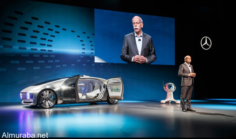 "مرسيدس" تكشف عن سيارة ذكية انسيابية يتغير شكلها بسرعة عالية أثناء الطريق بمفهوم IAA mercedes-benz-F-015-designboom06