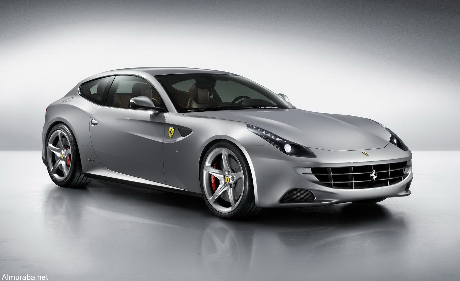 استعراض سيارة "فيراري" GTC4 لوسو المحدّثة من فيراري Ferrari 2016 FF استعراض سيارة "فيراري" GTC4 لوسو المحدّثة من فيراري Ferrari 2016 FF 1