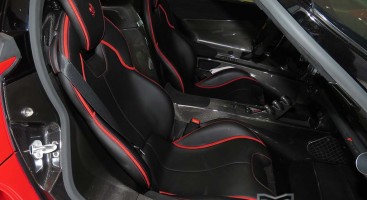 سيارة "لافيراري" حمراء بسعر 4.7 مليون دولار بالولايات المتحدة LaFerrari سيارة "لافيراري" حمراء بسعر 4.7 مليون دولار بالولايات المتحدة LaFerrari 15