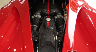 سيارة "لافيراري" حمراء بسعر 4.7 مليون دولار بالولايات المتحدة LaFerrari سيارة "لافيراري" حمراء بسعر 4.7 مليون دولار بالولايات المتحدة LaFerrari 25