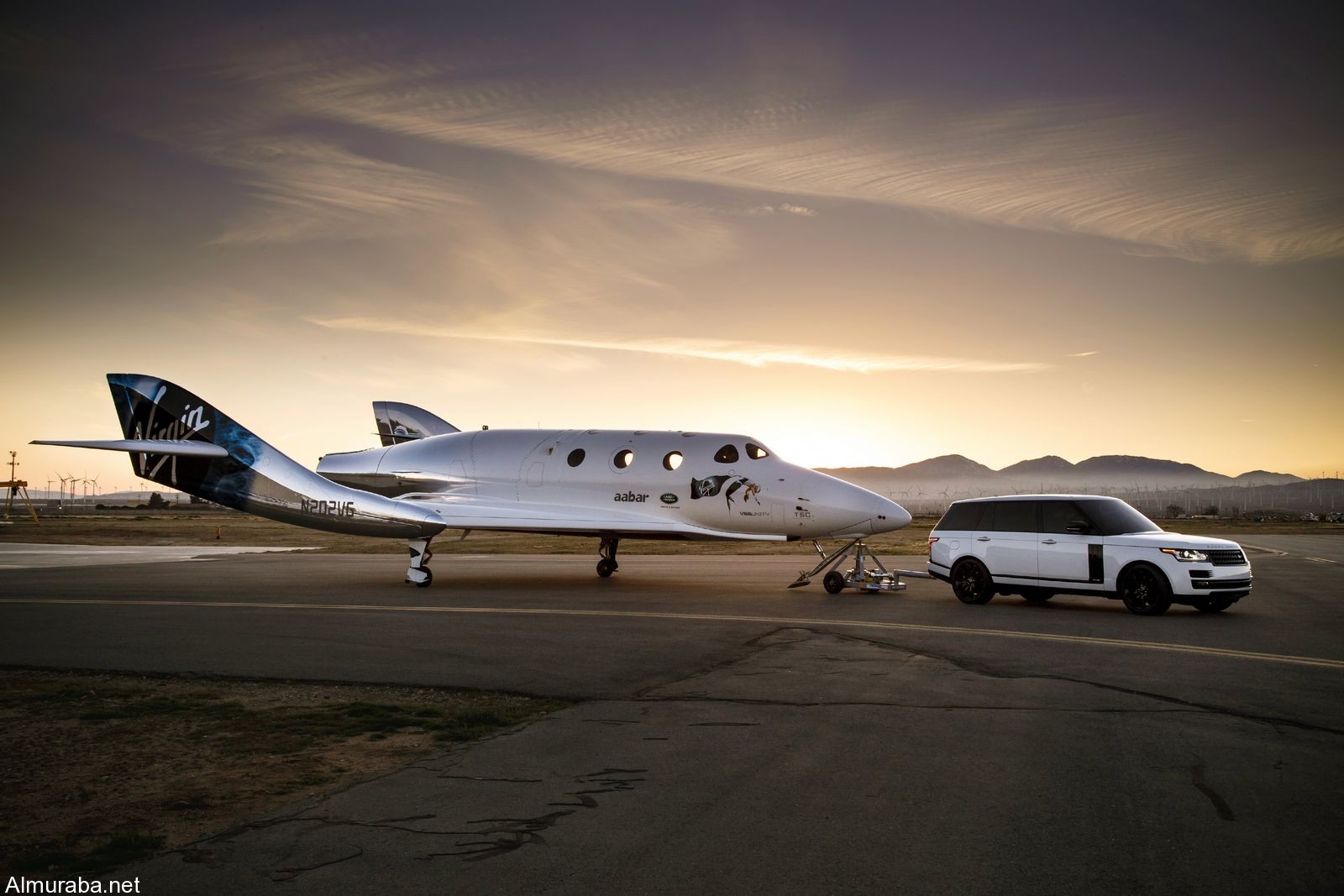 "رنج روفر" اوتوبيوغرافي تشارك في حفل إطلاق طائرة الفضاء الجديدة Range Rover 2016 "رنج روفر" اوتوبيوغرافي تشارك في حفل إطلاق طائرة الفضاء الجديدة Range Rover 2016 5