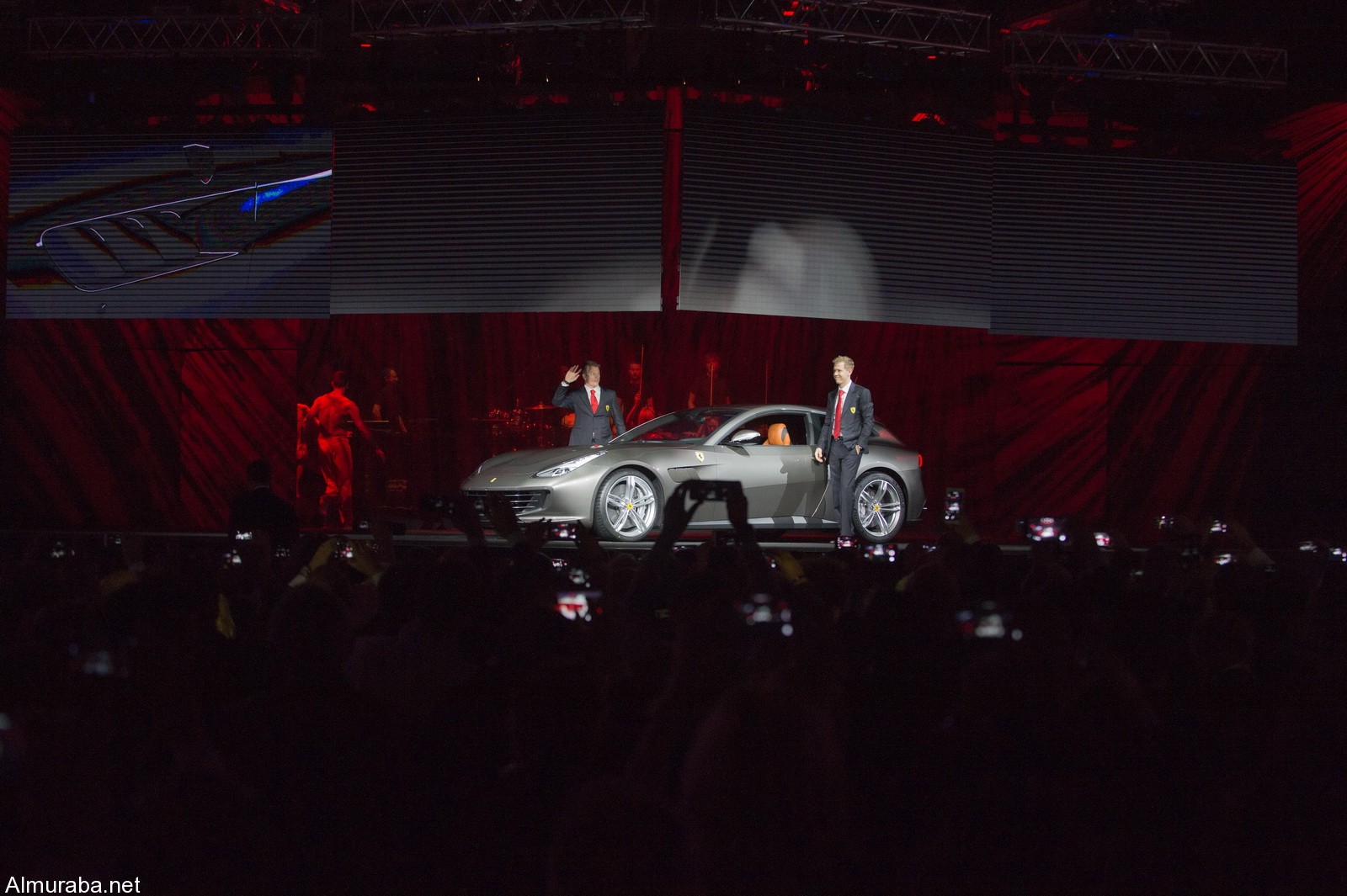 "بالصور" إطلاق فيراري جي تي سي فور GTC4 لوسو بإيطاليا Ferrari 2016 "بالصور" إطلاق فيراري جي تي سي فور GTC4 لوسو بإيطاليا Ferrari 2016 7