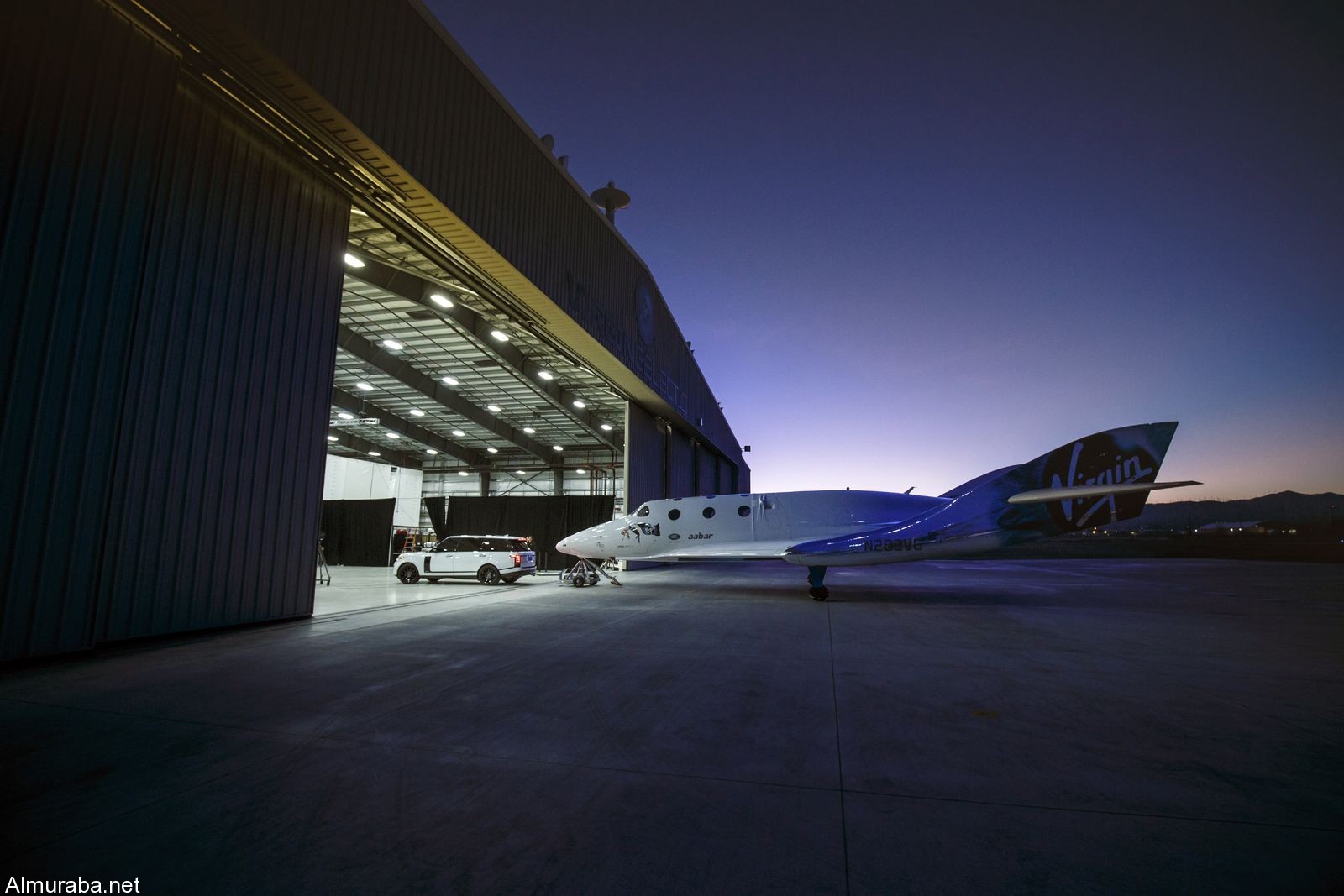 "رنج روفر" اوتوبيوغرافي تشارك في حفل إطلاق طائرة الفضاء الجديدة Range Rover 2016 "رنج روفر" اوتوبيوغرافي تشارك في حفل إطلاق طائرة الفضاء الجديدة Range Rover 2016 9