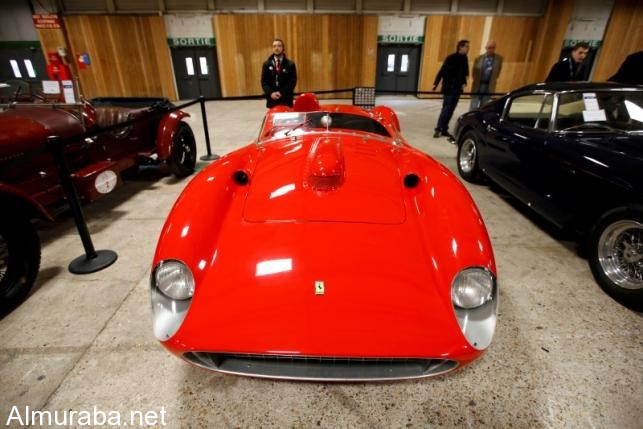 فيراري ”335 سبورت سكاليتي” تباع بـ 32 مليون يورو في مزاد أقيم بباريس A red 1957 Ferrari 335 Sport Scaglietti model is on display at the Paris Retromobile fair in Paris, France, February 5, 2016. REUTERS/Philippe Wojazer