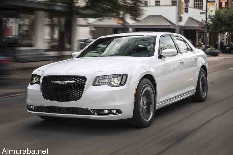 “كريسلر” تطلق سيارتين معدلتين من سياراتها Chrysler 2016 300S & 200S