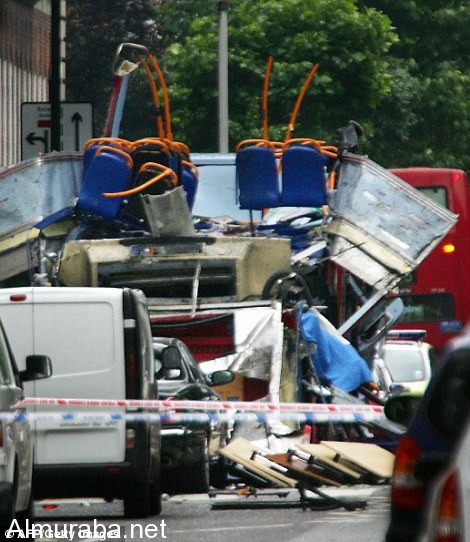 "بالصور" جاكي شان يفجر حافلة ركاب في لندن بسبب فيلمه الجديد جاكي-شان-يفجر-حافلة-ركاب-في-لندن