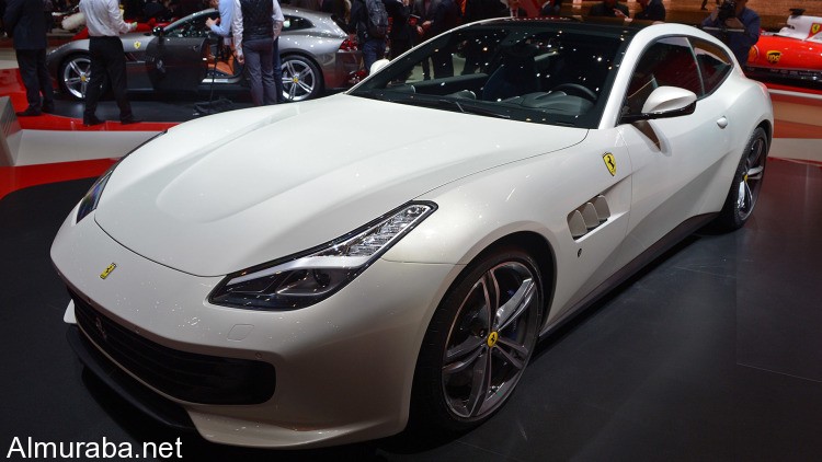 03-ferrari-gtc4-lusso-geneva-1