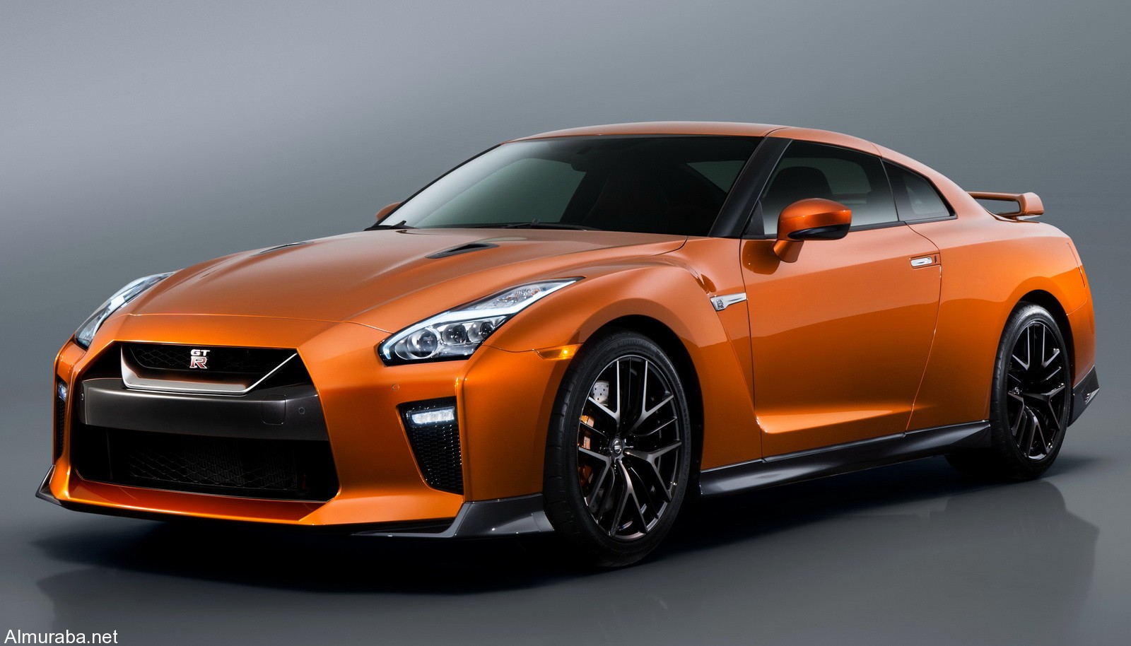 نظرة على التحديثات التي جرت على سيارة "نيسان" GT-R موديل 2017 مقارنة بموديلها 2016 السابق Nissan نظرة على التحديثات التي جرت على سيارة "نيسان" GT-R موديل 2017 مقارنة بموديلها 2016 السابق Nissan 1