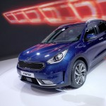 إطلاق سيارة "كيا" نيرو HEV الهجينة بمعرض سيارات جنيف Kia 2017 إطلاق سيارة "كيا" نيرو HEV الهجينة بمعرض سيارات جنيف Kia 2017 2