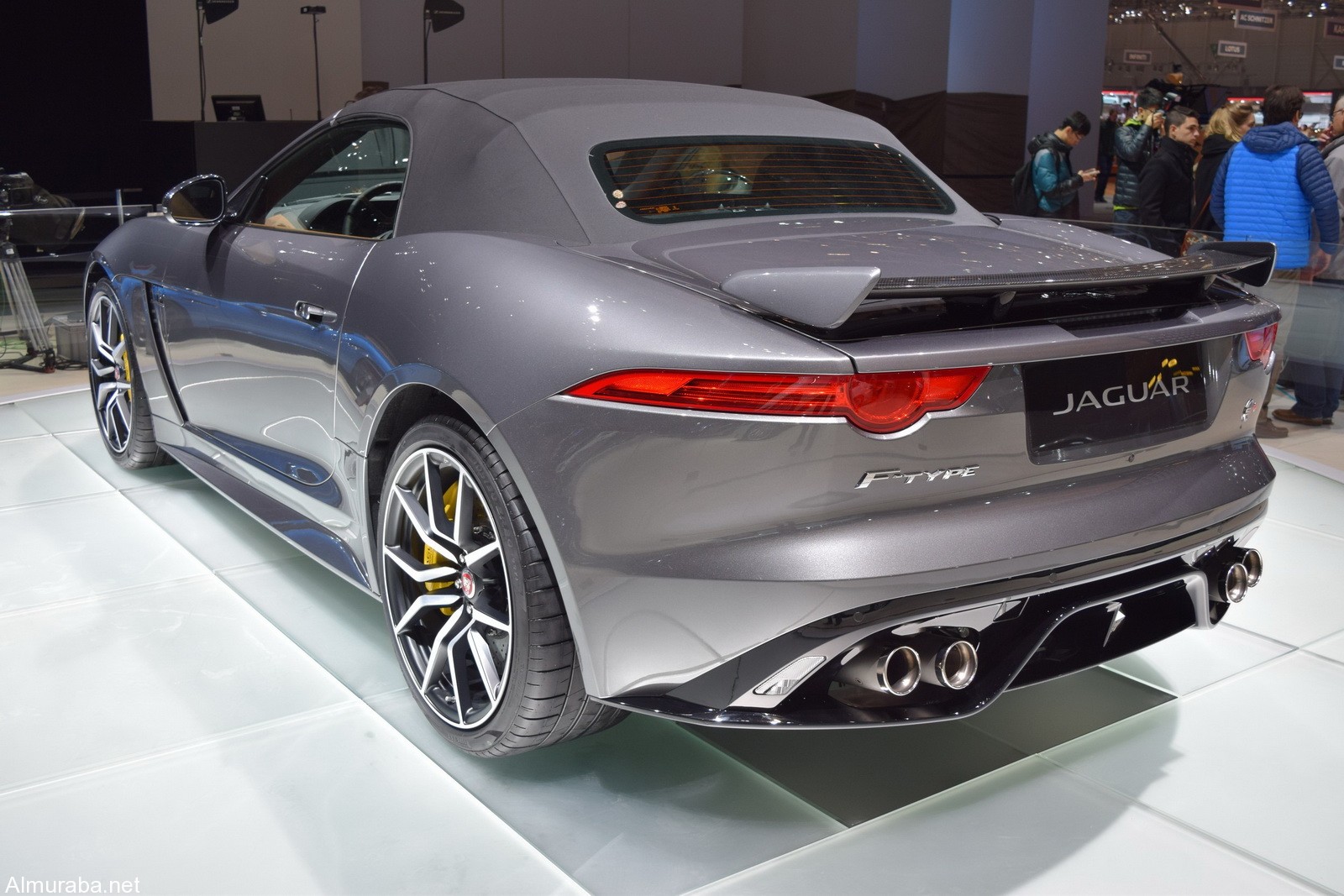 إطلاق سيارة “جاكوار” F-Type SVR بمعرض سيارات جنيف Jaguar 2017 إطلاق سيارة “جاكوار” F-Type SVR بمعرض سيارات جنيف Jaguar 2017 11
