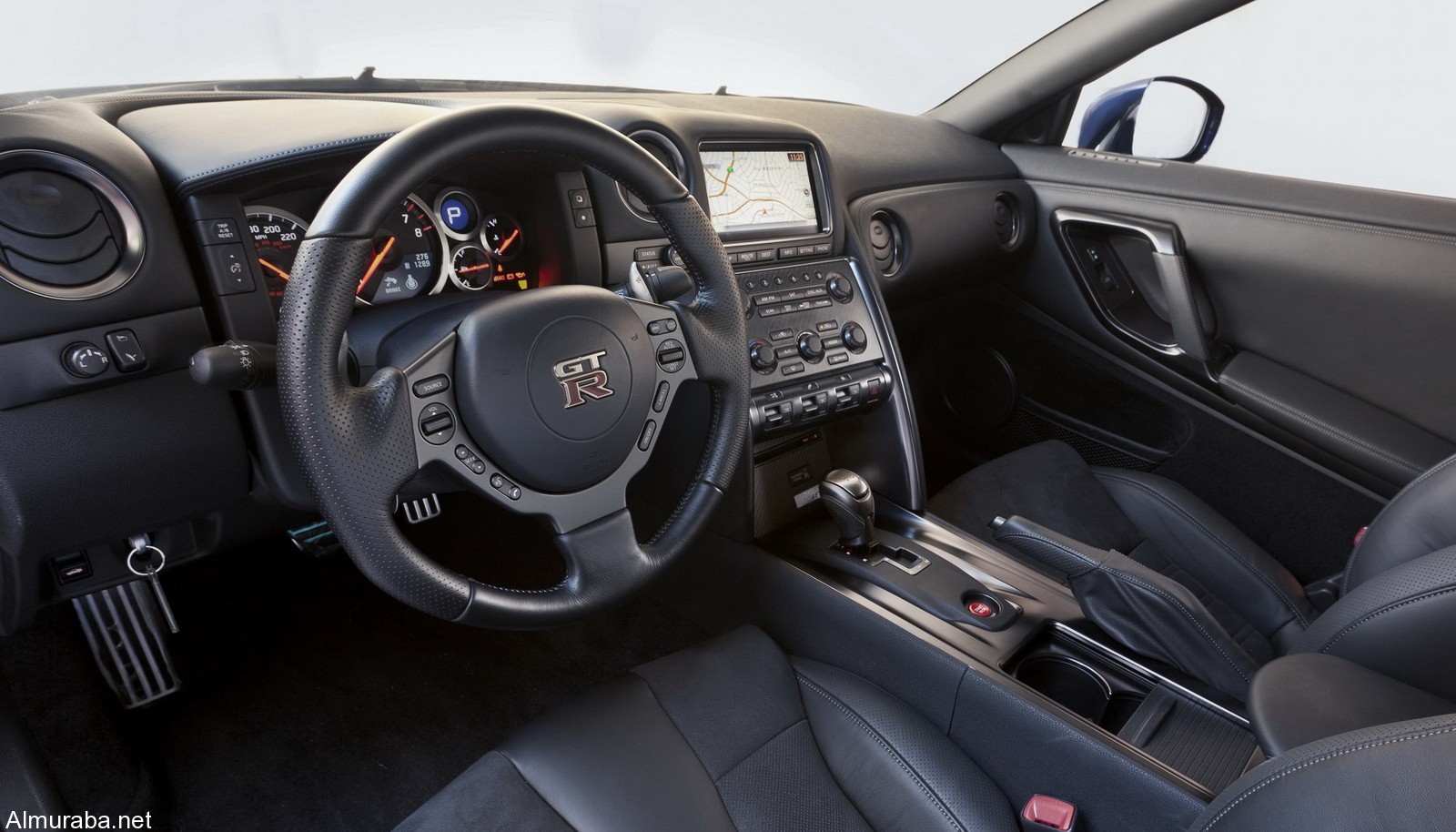 نظرة على التحديثات التي جرت على سيارة "نيسان" GT-R موديل 2017 مقارنة بموديلها 2016 السابق Nissan نظرة على التحديثات التي جرت على سيارة "نيسان" GT-R موديل 2017 مقارنة بموديلها 2016 السابق Nissan 14