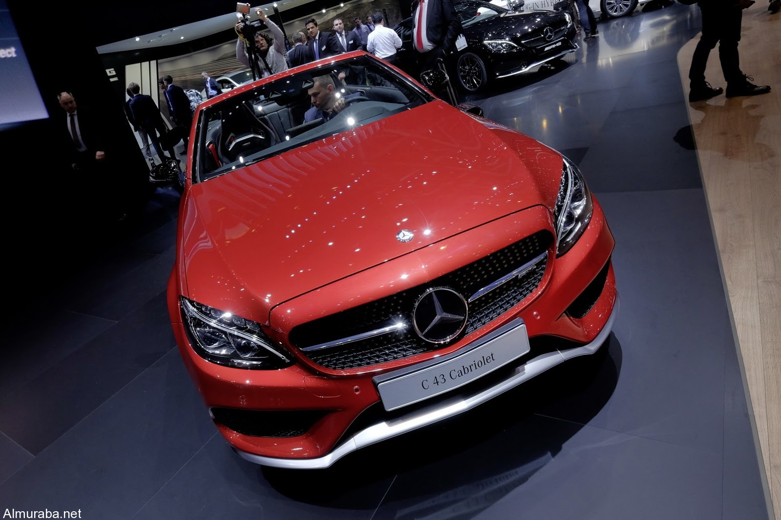 "مرسيدس بنز" تضيف سيارة جديدة لعائلة C-Class وتطلقها بمعرض سيارات جنيف Mercedes 2017 "مرسيدس بنز" تضيف سيارة جديدة لعائلة C-Class وتطلقها بمعرض سيارات جنيف Mercedes 2017 17