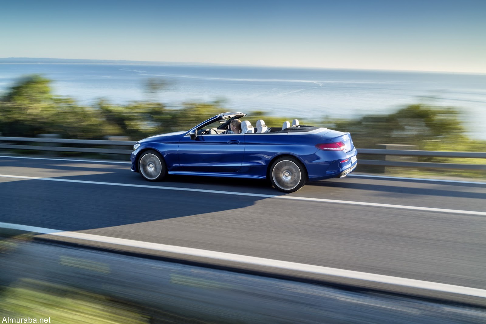 "مرسيدس بنز" تضيف سيارة جديدة لعائلة C-Class وتطلقها بمعرض سيارات جنيف Mercedes 2017 "مرسيدس بنز" تضيف سيارة جديدة لعائلة C-Class وتطلقها بمعرض سيارات جنيف Mercedes 2017 21