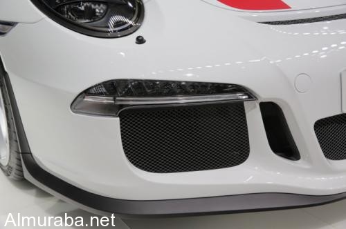 إطلاق سيارة "بورش" 911R بمعرض سيارات جنيف Porsche 2017 إطلاق سيارة "بورش" 911R بمعرض سيارات جنيف Porsche 2017 25
