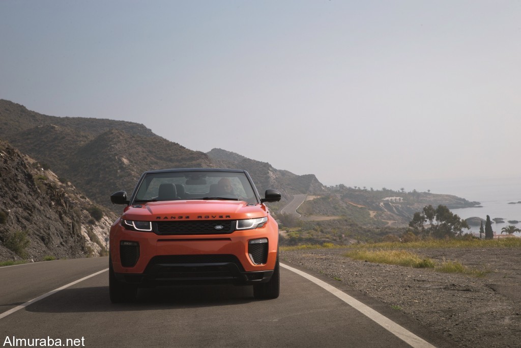 إطلاق طراز السقف المتحرك لسيارة "رينج روفر" إيفوك بمعرض سيارات جنيف Range Rover 2017 إطلاق طراز السقف المتحرك لسيارة "رينج روفر" إيفوك بمعرض سيارات جنيف Range Rover 2017 29