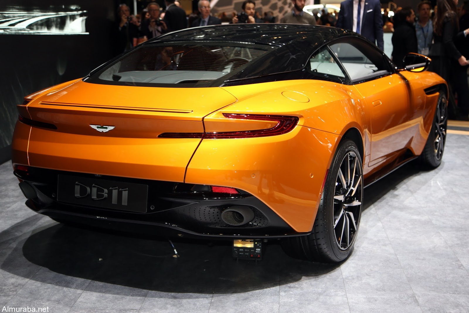 إطلاق سيارة "استون مارتن" DB11 بمعرض سيارات جنيف Aston Martin 2017 إطلاق سيارة "استون مارتن" DB11 بمعرض سيارات جنيف Aston Martin 2017 3