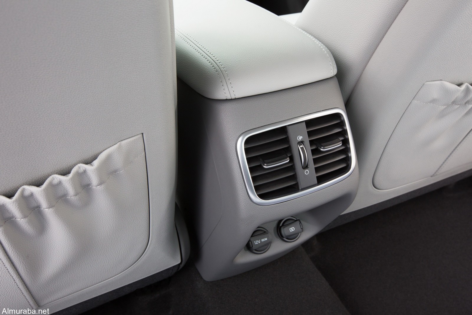 إطلاق سيارة "كيا" نيرو HEV الهجينة بمعرض سيارات جنيف Kia 2017 إطلاق سيارة "كيا" نيرو HEV الهجينة بمعرض سيارات جنيف Kia 2017 31