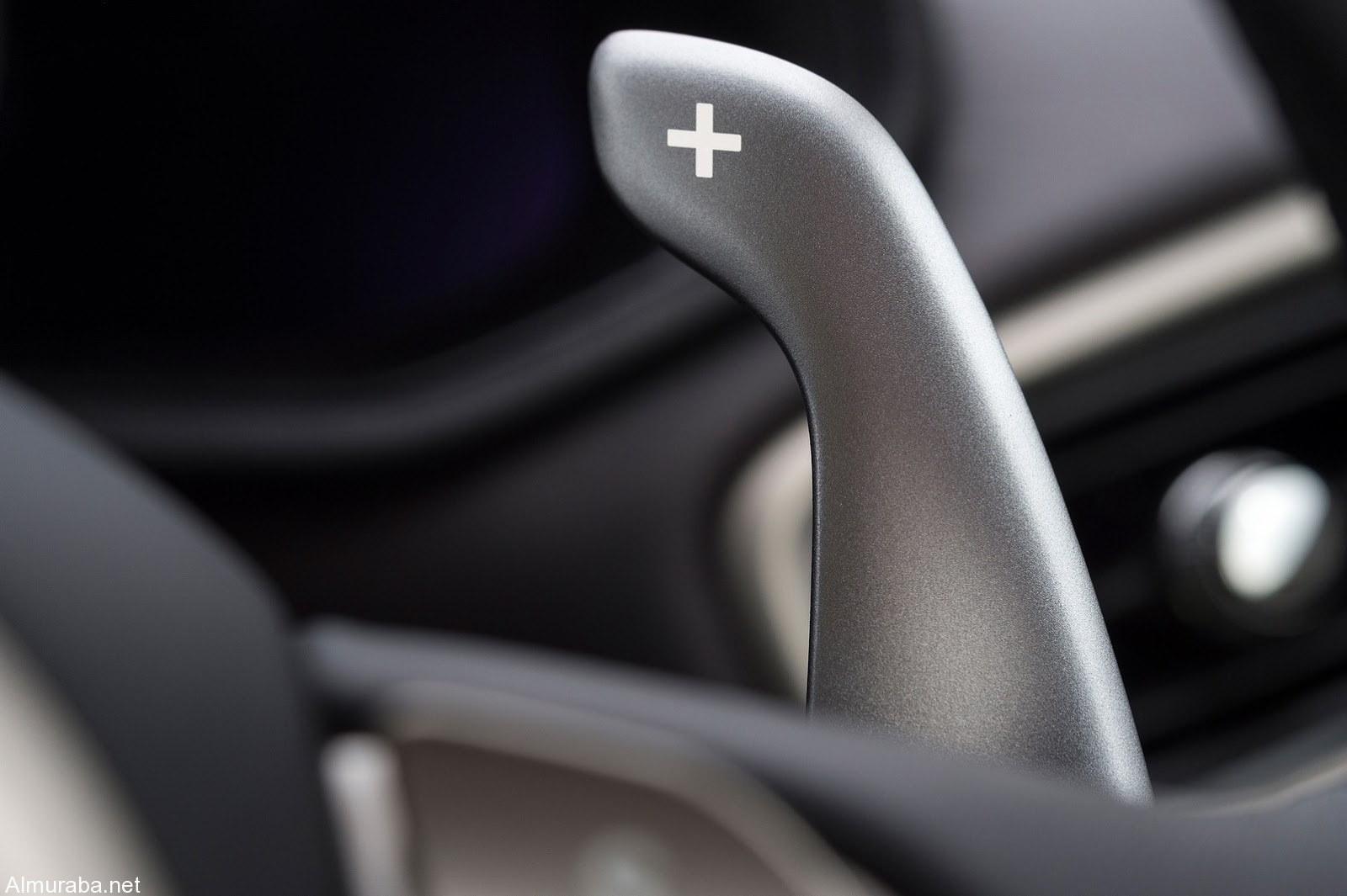 إطلاق سيارة "استون مارتن" DB11 بمعرض سيارات جنيف Aston Martin 2017 إطلاق سيارة "استون مارتن" DB11 بمعرض سيارات جنيف Aston Martin 2017 34