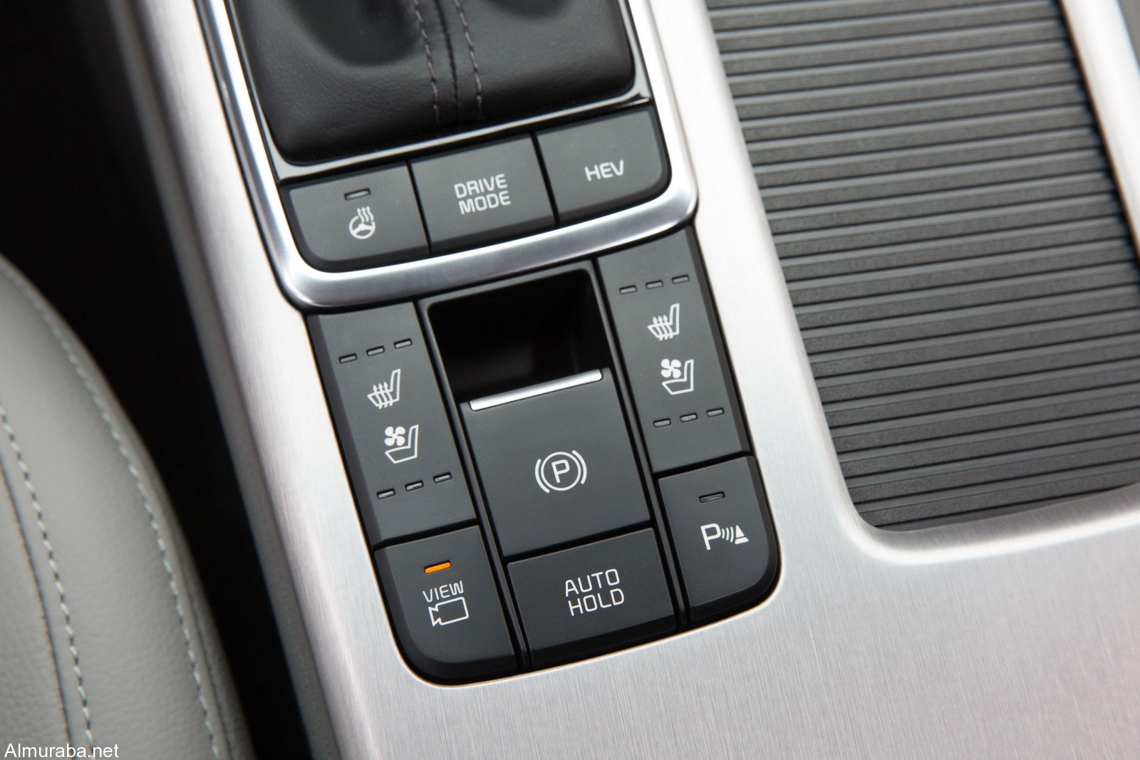 إطلاق سيارة "كيا" نيرو HEV الهجينة بمعرض سيارات جنيف Kia 2017 إطلاق سيارة "كيا" نيرو HEV الهجينة بمعرض سيارات جنيف Kia 2017 38