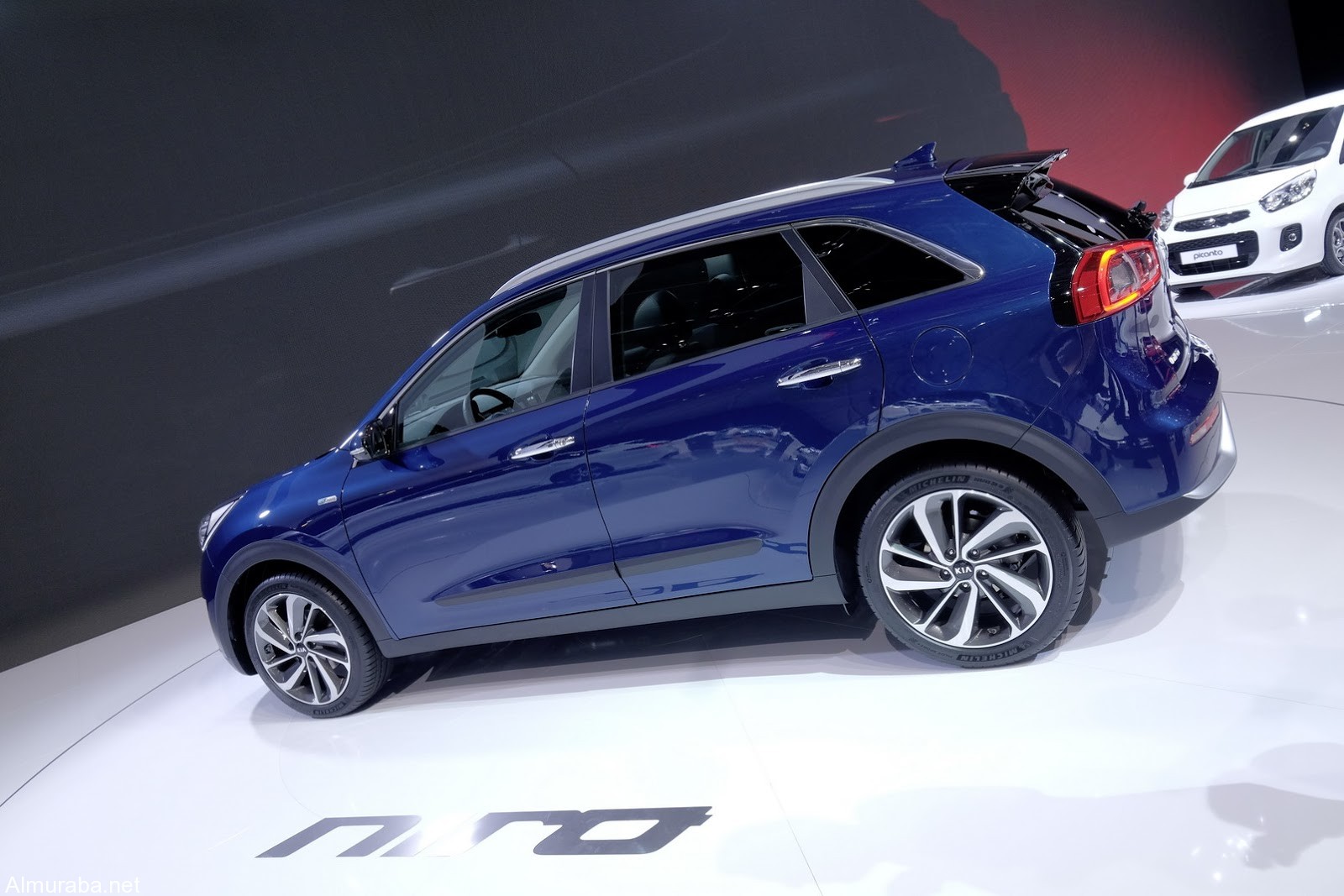 إطلاق سيارة "كيا" نيرو HEV الهجينة بمعرض سيارات جنيف Kia 2017 إطلاق سيارة "كيا" نيرو HEV الهجينة بمعرض سيارات جنيف Kia 2017 7