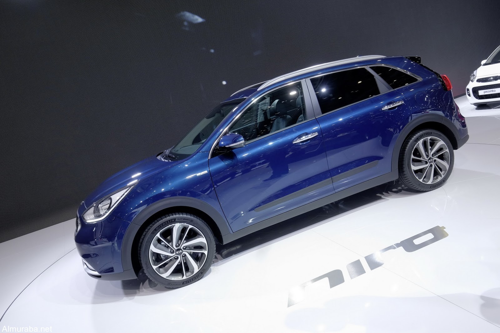 إطلاق سيارة "كيا" نيرو HEV الهجينة بمعرض سيارات جنيف Kia 2017 إطلاق سيارة "كيا" نيرو HEV الهجينة بمعرض سيارات جنيف Kia 2017 9