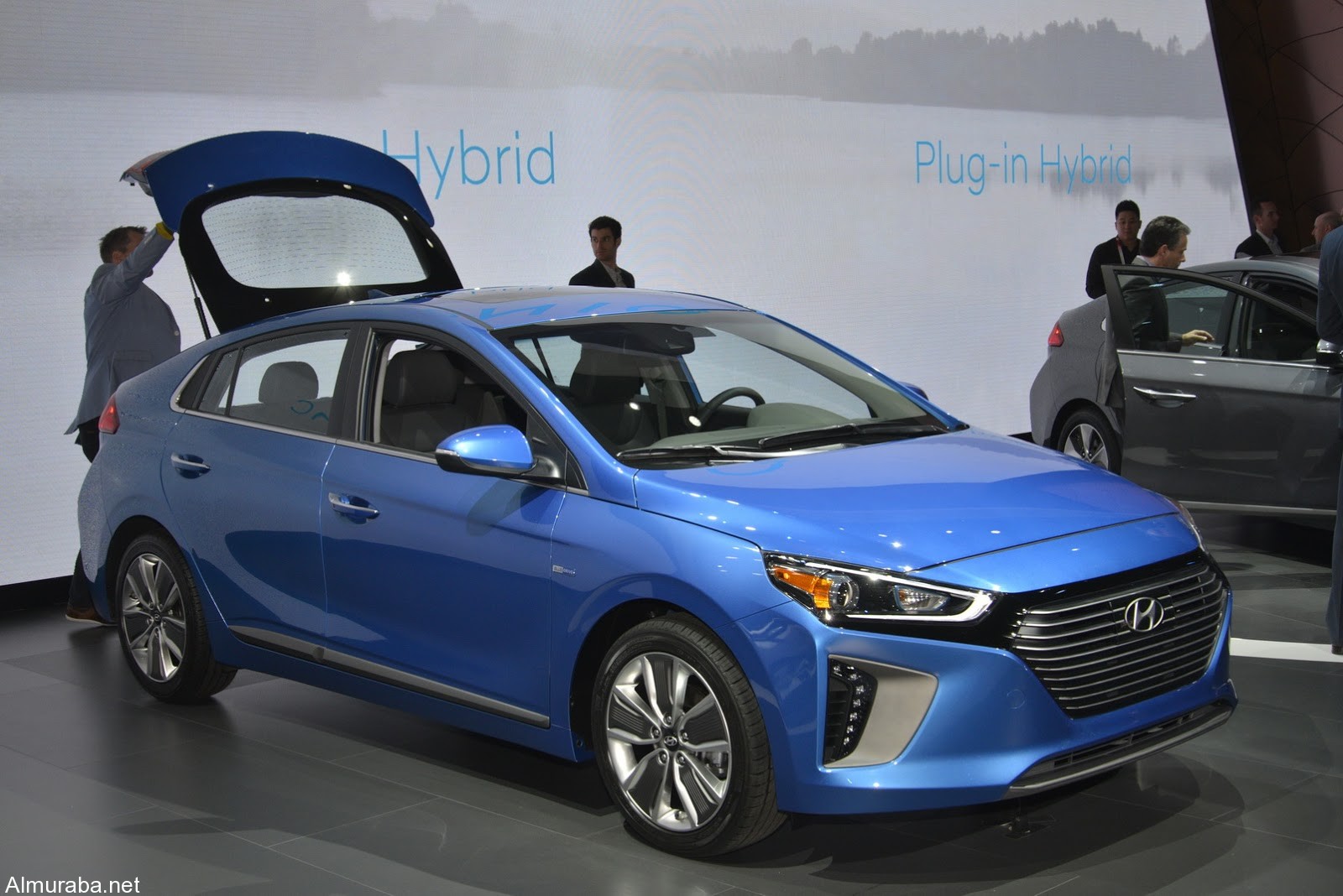 hyundai-ioniq-trinity-livepics-ny-20