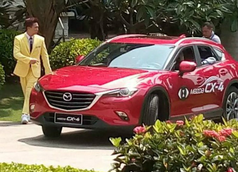 ها هي صور "مازدا" CX-4 الجديدة التي كنا ننتظرها جميعًا Mazda 2017 2