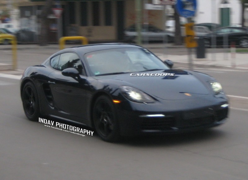 رصد سيارة "بورش" 718 كايمان القادمة بإيطاليا Porsche 3