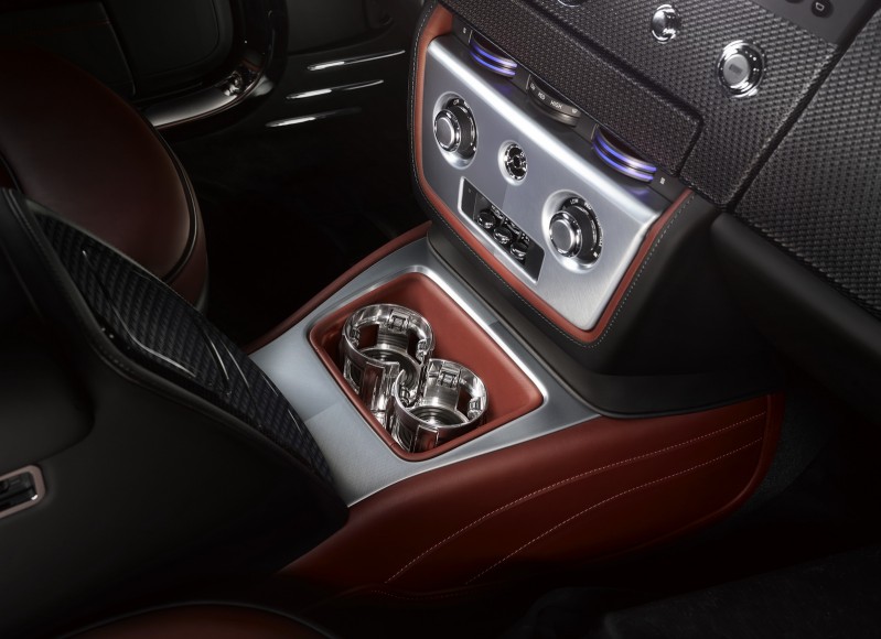رولز رويس تختتم إنتاج فانتوم بإصدرها 50 نسخة خاصة من زينث Rolls Royce 11-37-799x580