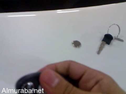 "فيديو" شاهد طريقة تشغيل السيارة بعد نفاذ بطارية المفتاح الذكي 40