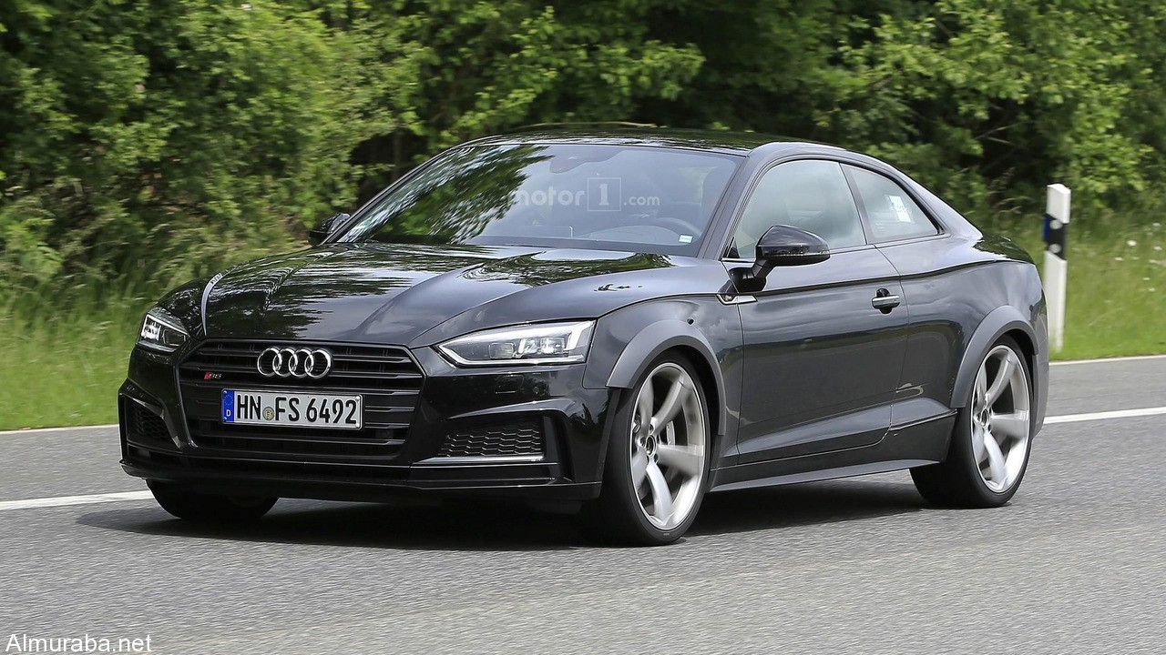 “صور تجسسية” أودي RS5 تخفي داخلها محرك توربيني محدث Audi
