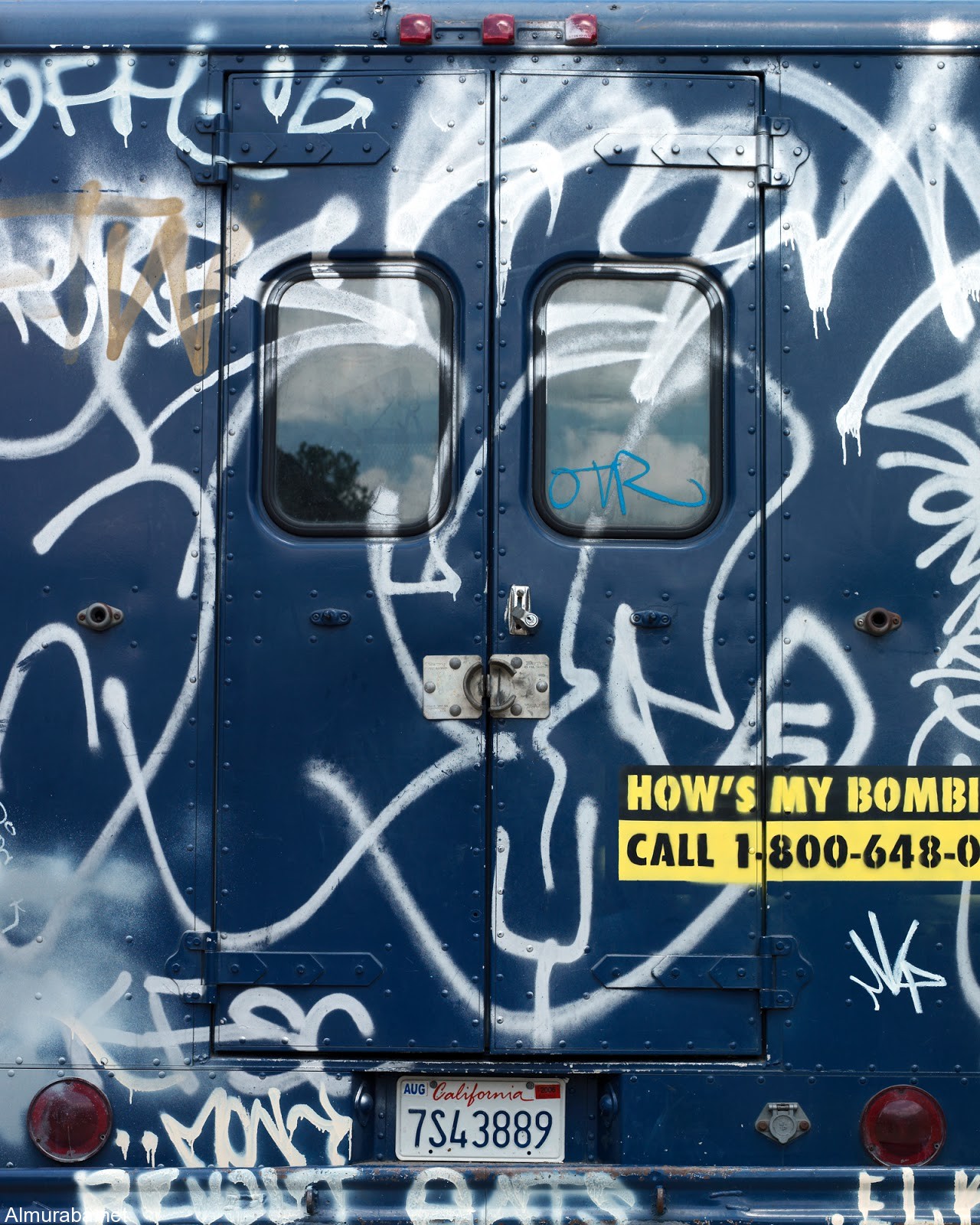 Banksy Swat Van  (8)