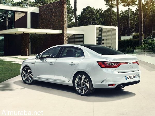 2017-Renault-Megane-Sedan-2-600x450