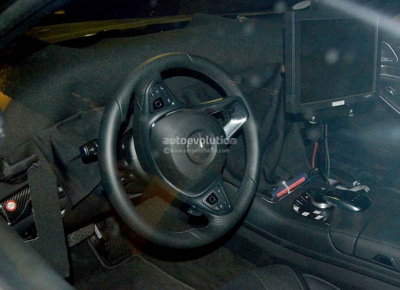 2018-mercedes-benz-s-class-facelift-spied-for-the-first-time-showing-minor-changes_3