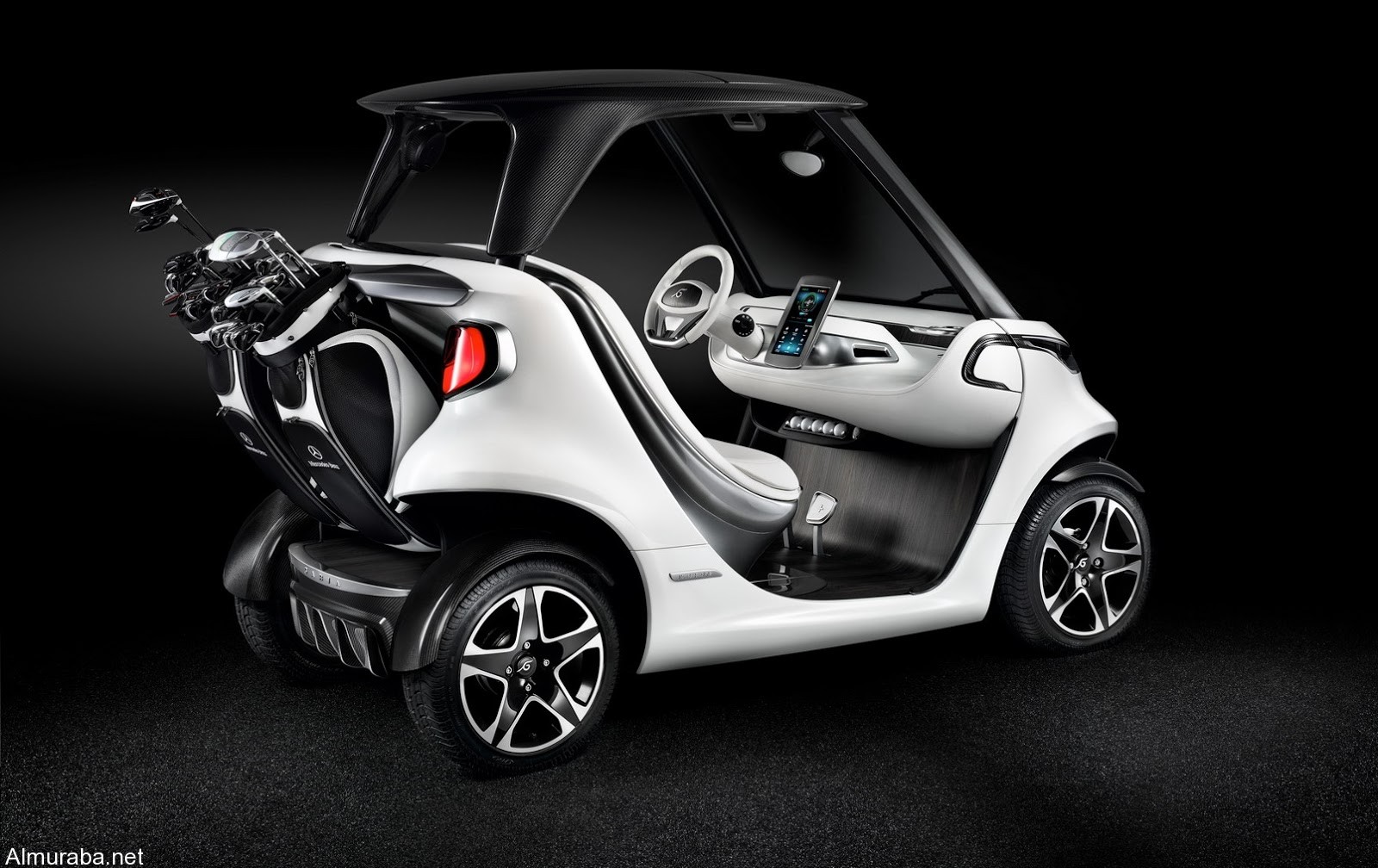 Mercedes-Caart-Golf-2