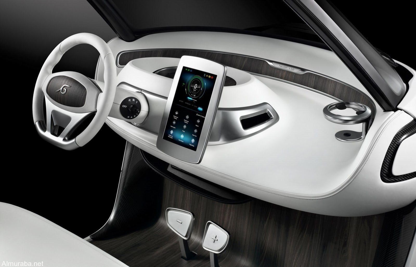 Mercedes-Caart-Golf-6