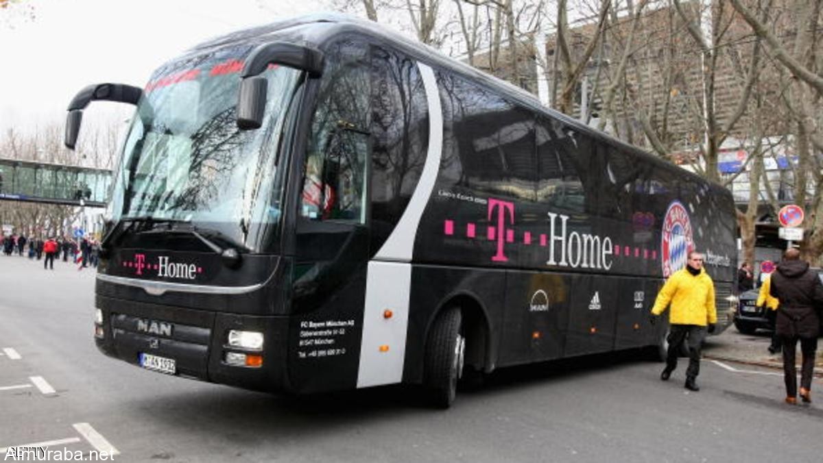 طفل يقود حافلة في ألمانيا دون أن ينتبه الركاب